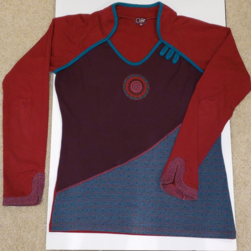 Long sleeve cotton shirt.